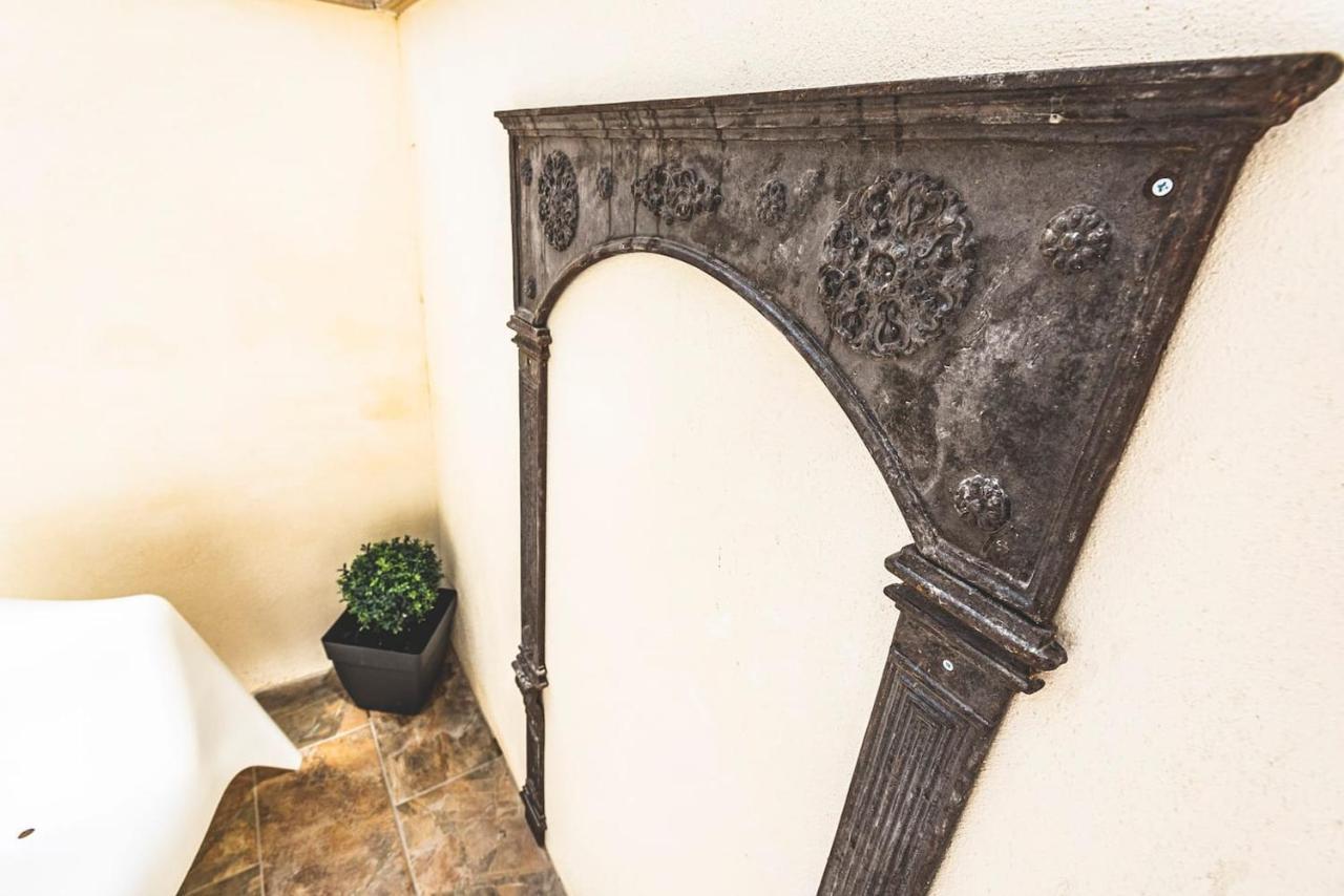 Suites Du General Leclerc Reims Zewnętrze zdjęcie